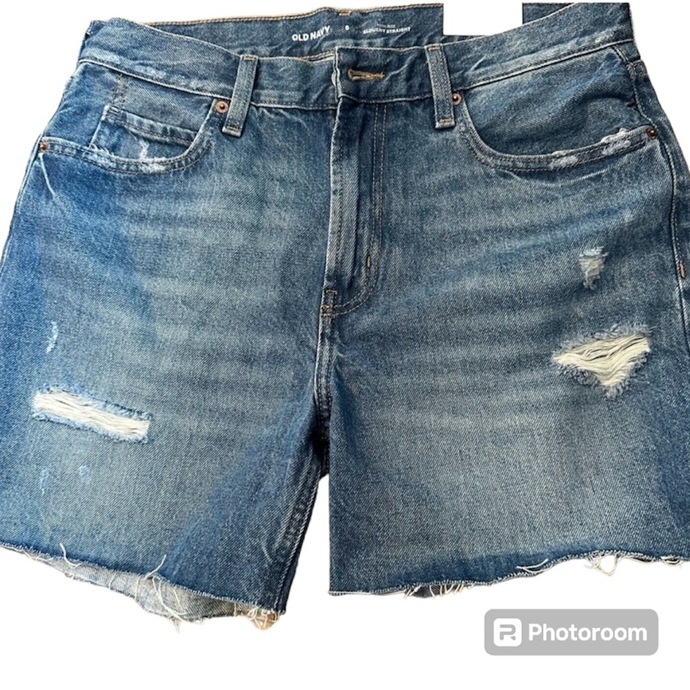 New Old Navy Women's Size 8 High-Waisted Slouchy Straight Distress Denim Shorts